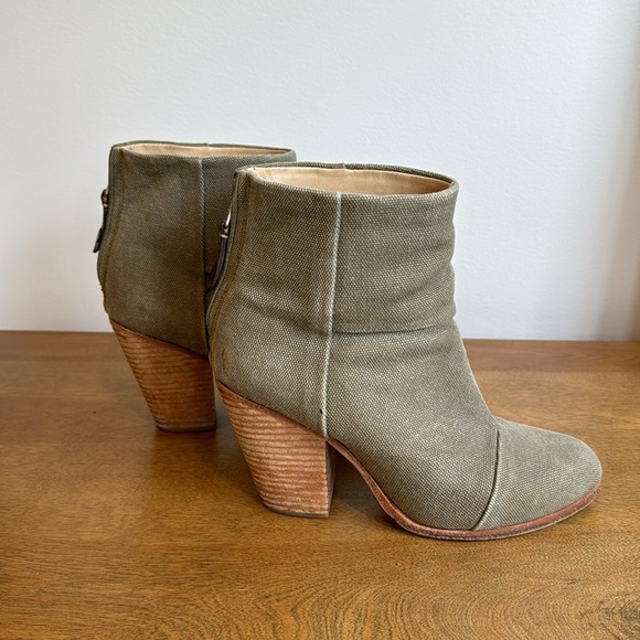rag & bone Classic Newbury boot in light green canvas. Size 8.5 retails $495 - Picture 2 of 6